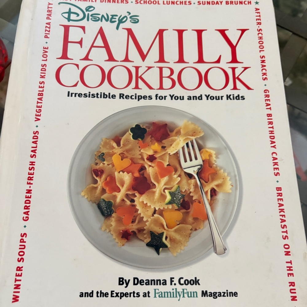 Vintage 1996 Disney Family Cookbook - Vibrant White and Red